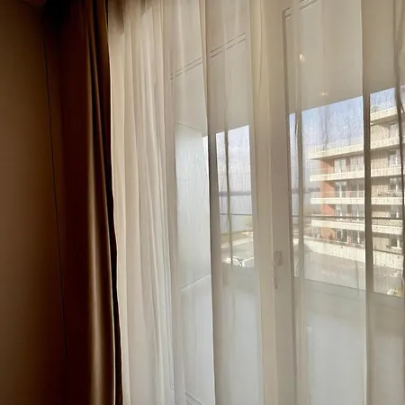 No 208 Lebada * בוקרשט