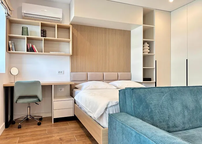 No 208 Lebada * Bukarest