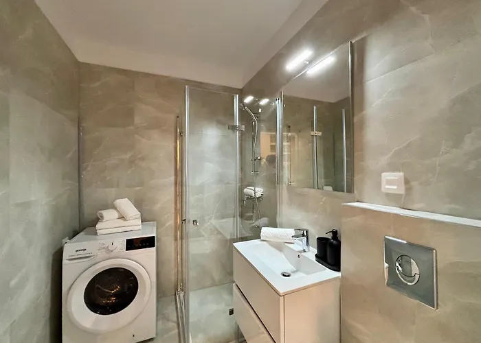 No 208 Lebada Bukarest