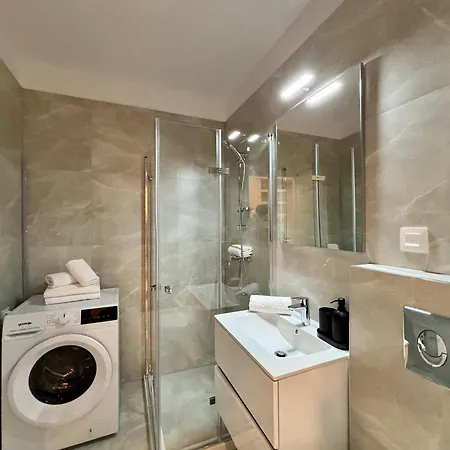 No 208 Lebada Bucarest